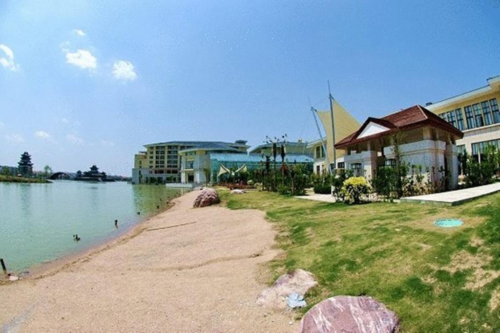 New Century Grand Hotel Kaifeng Exterior foto